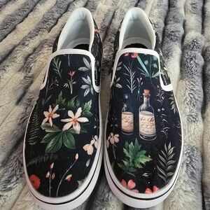 Floral Slip-On Canvas Sneakers - Black